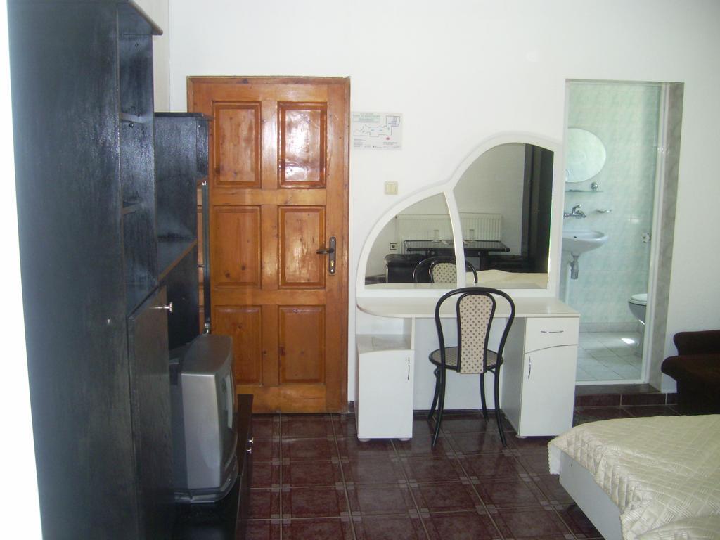 Family Hotel George Svilengrad Bilik gambar